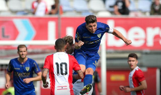 员受邀参加 员受邀参加